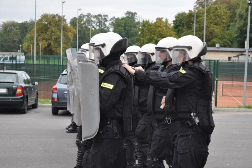 Policja w Kaliszu ćwiczyła interwencje w sytuacji zbiorowego...