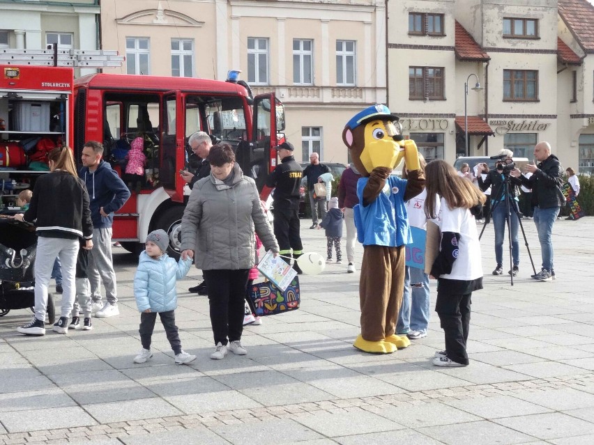 Dzień Przytulania z Fundacją Dobro Wraca na Rynku w Wągrowcu