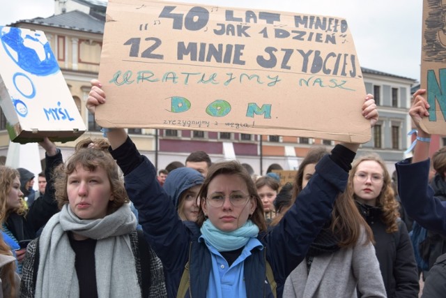 Młodzieżowy Strajk Klimatyczny w Zamościu. Tak protestuje młodzież