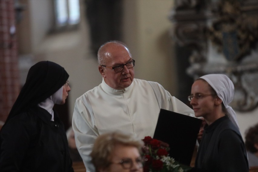 Uroczystość poświęcenia nowego marmurowego ołtarza w legnickiej katedrze, zobaczcie zdjęcia