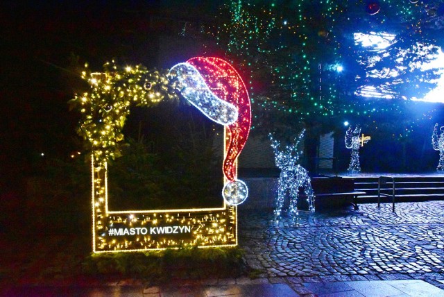 Świąteczne iluminacje na terenie placu pw. Św. Jana Pawła II