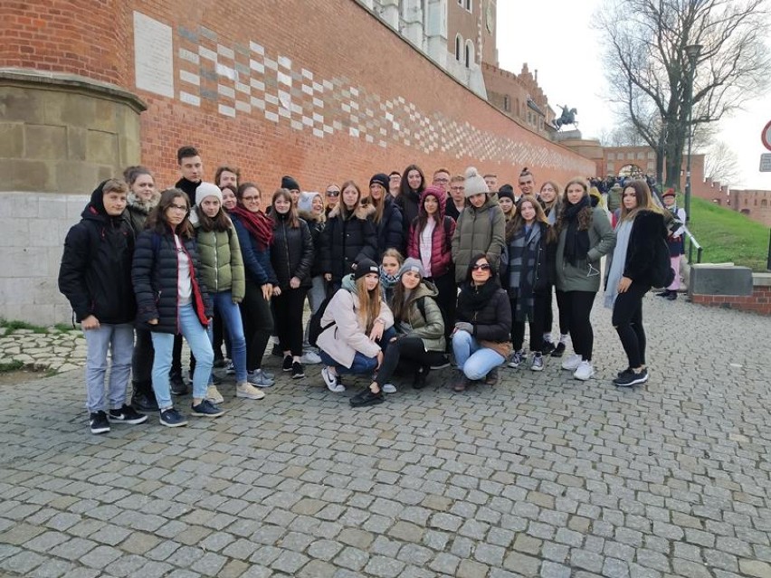 Uczniowie klasy 2b "Asnyka" integrowali się na południu Polski ZDJĘCIA