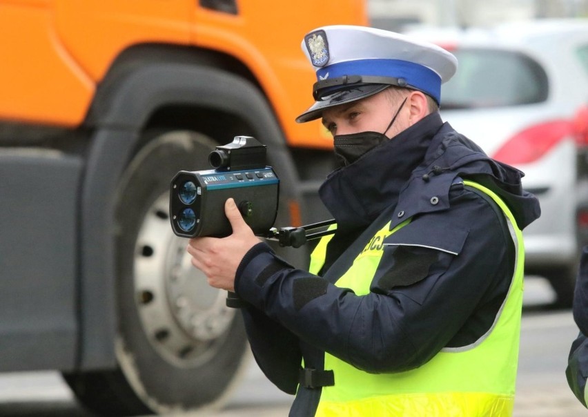 Jeśli kierowca przekroczy prędkość do 10 km/h zostanie...