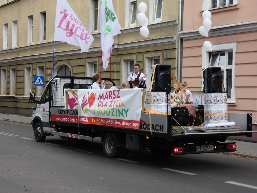 Marsz dla Życia i Rodziny po raz kolejny przeszedł ulicami Piły [ZDJĘCIA]