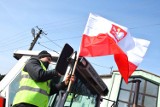 Rolnicze protesty w powiecie poddębickim. Blokada stanęła m.in. w Zadzimiu. Gdzie jeszcze? ZDJĘCIA