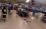 Dwa auta zderzyły się na parkingu podziemnym CH Posnania! [ZDJĘCIA]