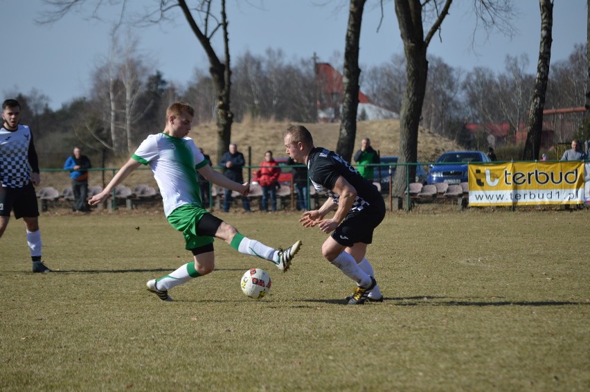 Biały Bór. Pierwsza połowa meczu Hubertusa z Calisią (FOTO)