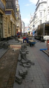 Katowic: Staromiejska bez betonowej kostki [ZDJĘCIA]