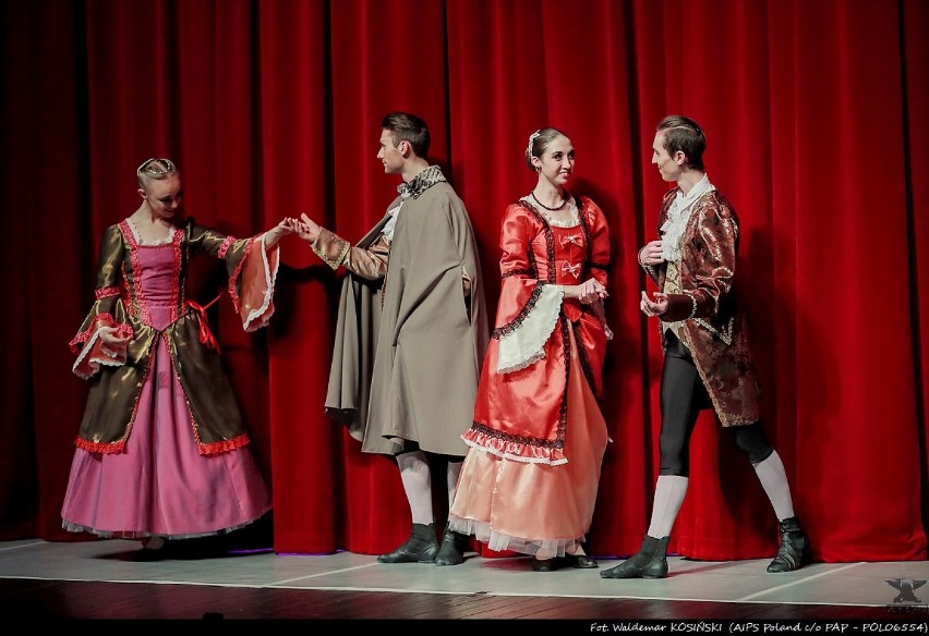 Narodowy Balet Królewski ze Lwowa wystawił w Kwidzynie "Dziadka do orzechów" [ZDJĘCIA]