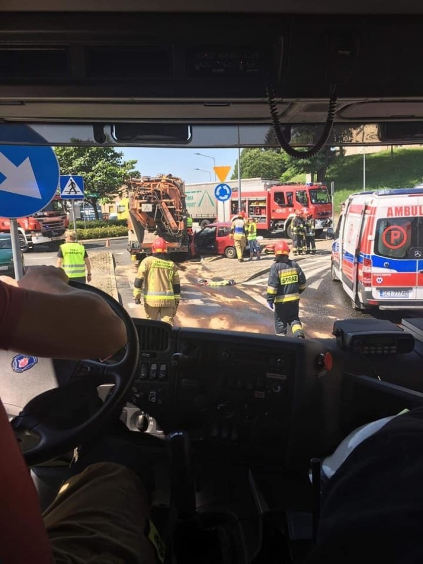 Wypadek śmiertelny w Cieszynie. Zmarła pasażerka fiata...