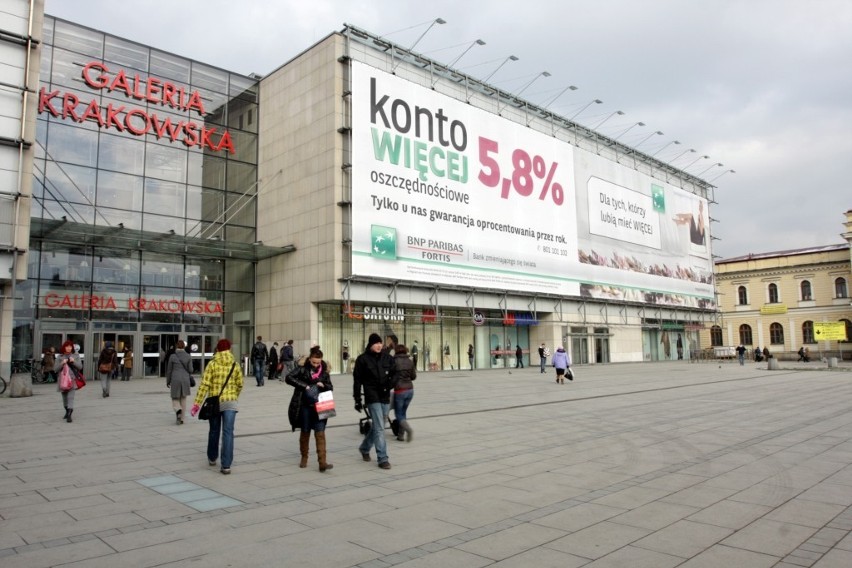 Galeria Krakowska: powierzchnia całkowita: 129 tys. m²,...