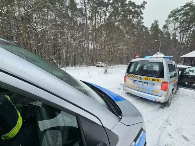 Przejażdżka bmw matki na kieleckim stadionie nie skończyła się najlepiej dla 17-letniego chłopaka.