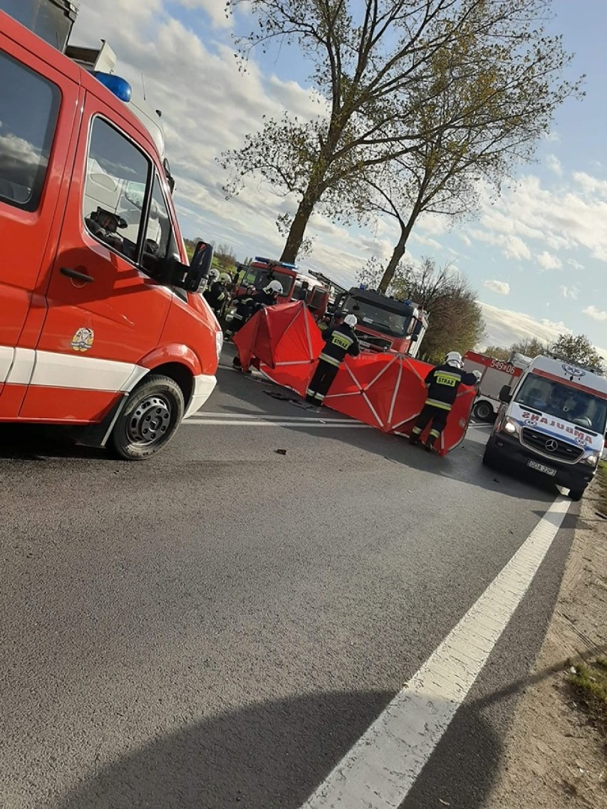 Gmina Pszczółki: Wypadek śmiertelny na drodze krajowej nr 91 w miejscowości Kolnik. Droga jest zablokowana