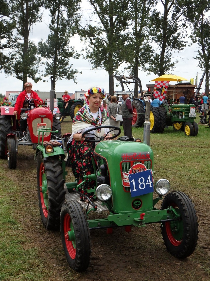 Karol Matczak na Festiwalu Starych Ciągników w Wilkowicach
