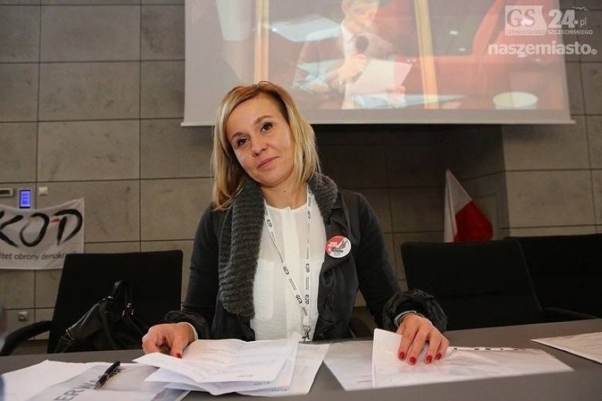 Magdalena Filiks (KO)
 Zaoszczędziła 5 tys. zł i 100 euro....