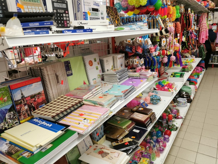 Otwarto chińskie centrum handlowe w Chrzanowie. Nazywa się... MAX. Są Ubrania, narzędzia, zabawki i wiele innych artykułów [ZDJĘCIA]