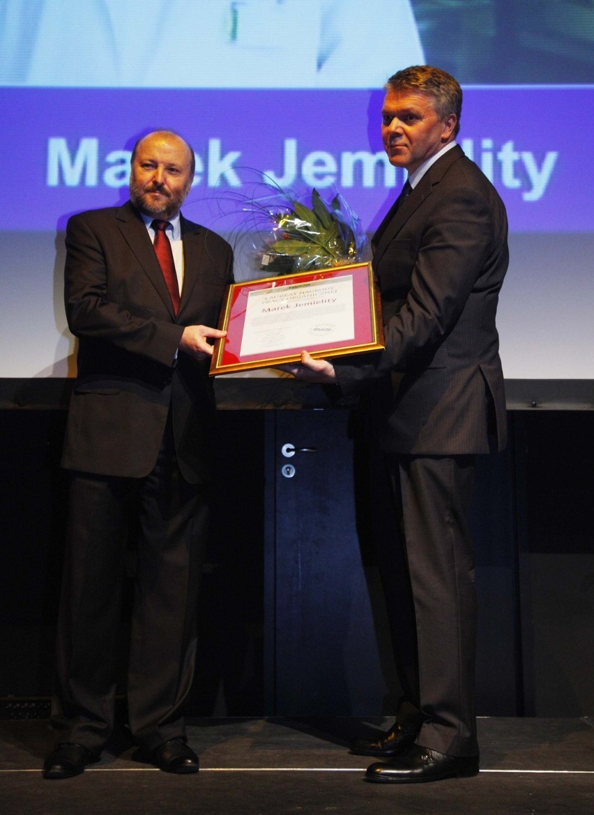 Prof. Marek Jemielity (z lewej) i redaktor naczelny Głosu...