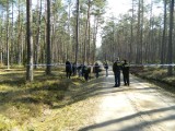 Spalili człowieka w Strzebielinie. Trójka z Mostów usłyszała zarzuty zabójstwa