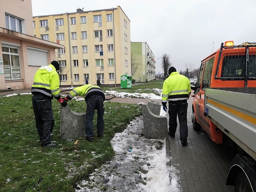 Na ulicy Marii Konopnickiej zamontowano nowe ławki