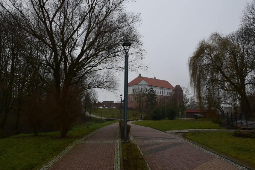 Ogromne korzyści z wymiany ulicznego oświetlenia w Sandomierzu. Miasto wykazuje duże oszczędności