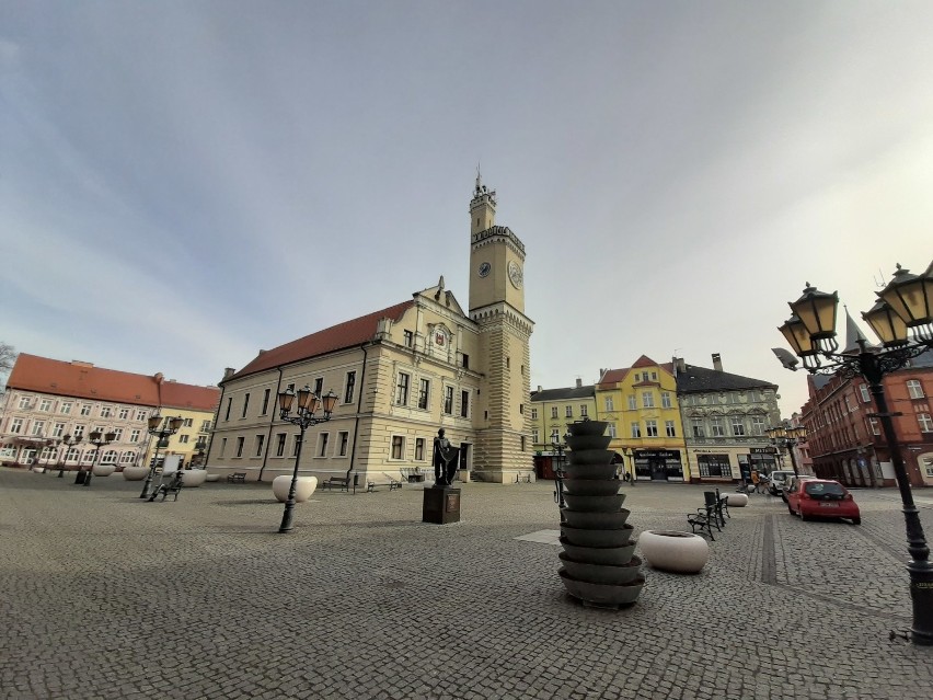 Świebodzin. W zakładzie była osoba z zakażeniem koronawirusem. Mimo obaw pracowników, nie spowodowało to zamknięcia produkcji 