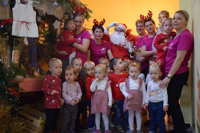 Święty Mikołaj odwiedził dzieci ze żłobka miejskiego w Obornikach [ZDJĘCIA]