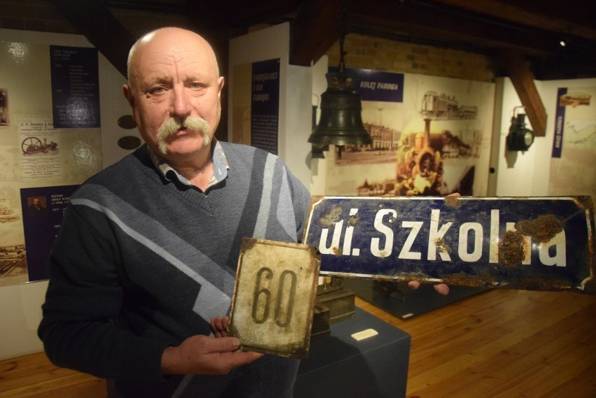 Stanisław Sinkowski jest szefem działu archeologii w Muzeum...