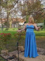 Koncert z okazji Dnia Matki 2022 w parku w Dalkowie. W niedzielę, 22 maja, pod zabytkowym bukiem zaśpiewa troje artystów