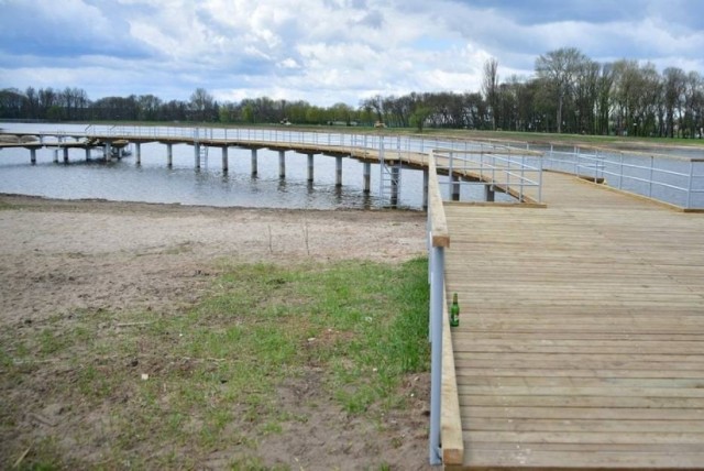 Już w lipcu na Borkach ruszy miejskie kąpielisko. Plaża zostanie otwarta po dwóch sezonach przerwy.