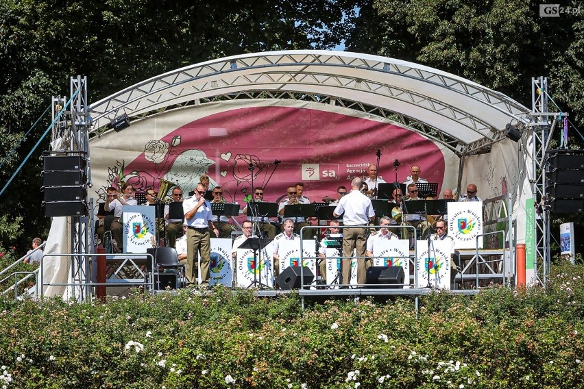 Niedzielny koncert na Różance. Zagrała Orkiestra Wojskowa 