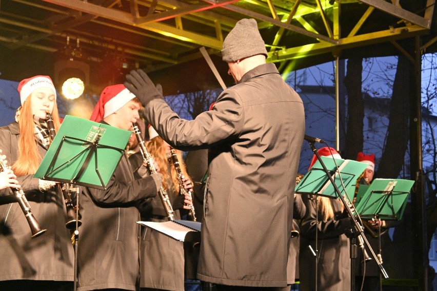 Tak było 18.12.2022 r. podczas Jarmarku Bożonarodzeniowego w...