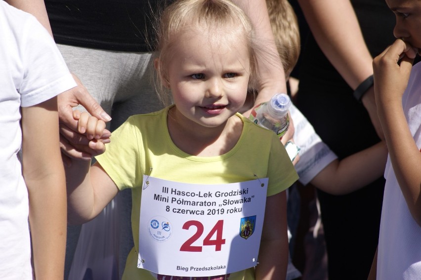 Grodzisk Wielkopolski: III Hasco-Lek Grodziski Mini Półmaraton "Słowaka": ZOBACZ ZDJĘCIA Z BIEGÓW!