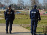 Grupa nastolatków w Chełmku złamała obowiązujące zakazy. Finał będzie w sądzie