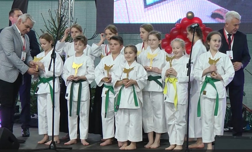 Mikołajkowy turniej karate w Zamościu. Rywalizowało ponad 200 zawodników z całego kraju