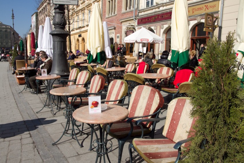 Klienci kawiarni na Rynku Głównym mogą już cieszyć się ...