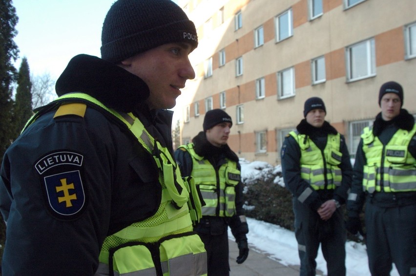 KMP Słupsk: Litewscy policjanci patrolują ulice Słupska [ZDJĘCIA, FILM]