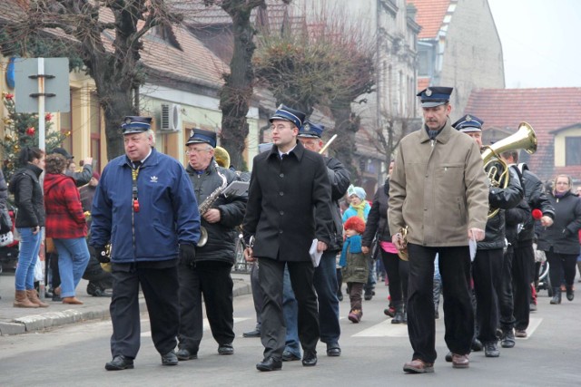 Jarmark Bożonarodzeniowy Sieraków 2013 połączony został w tym roku z otwarciem miejskiego targowiska.