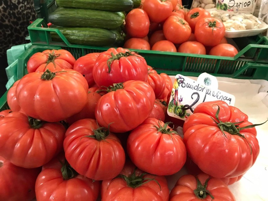 Pomidor malinowy

Cena: 24 zł, rynek Jeżycki