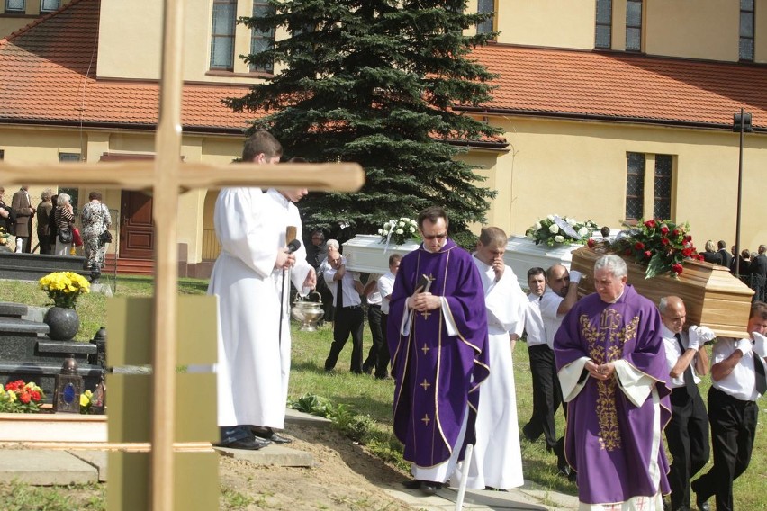 Pożar w Jastrzębiu: Pogrzeb rodziny z Ruptawy [ZDJĘCIA]