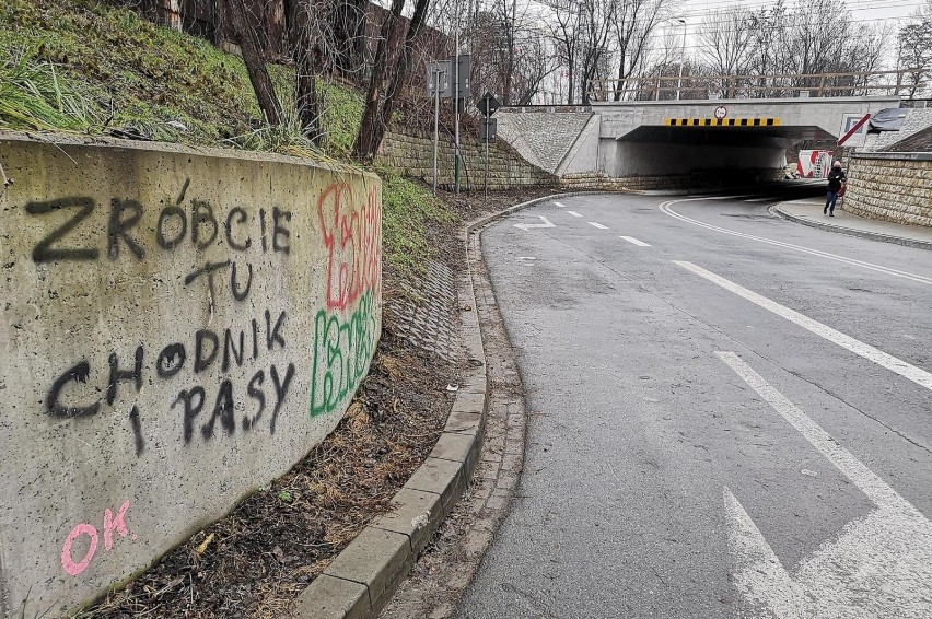Przebudowano wiadukt nad ul. Łokietka w Krakowie. Mieszkańcy...