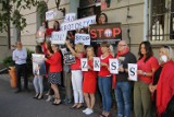 Protest pod krotoszyńskim sądem. Domagają się podwyżek płac [ZDJĘCIA + FILM]               