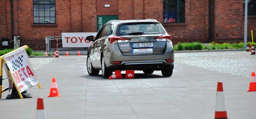 Rusza kolejna, 14 już edycja kampanii społecznej i konkursu „Toyota Bezpieczny Kierowca”.