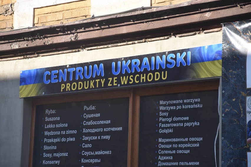 Polacy odwiedzający ukraiński sklep w Rybniku zapewniają o...