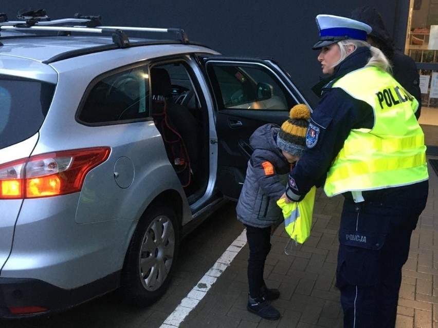 Akcja "Bezpieczny Maluch". Policjanci spotkali się z dzieciakami [ZDJĘCIA]