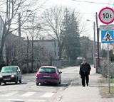 Znaki zakazu wjazdu dla tirów w Jaworznie [WIDEO]. Ograniczenie tonażu na drogach przyniesie efekty?