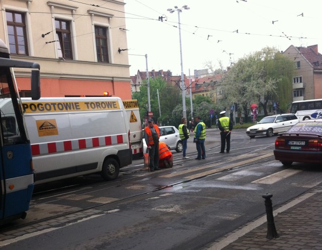 Wszystko przez uszkodzoną iglicy w zwrotnicy zjazdowej na ...