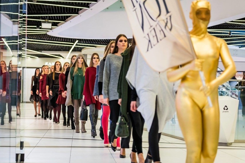 Trendy jesień-zima 2017/2018. Co będzie modne? Zdjęcia z Katowice Fashion Week 2017