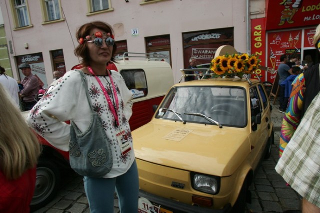 Zlot starych samochodów w Chojnowie