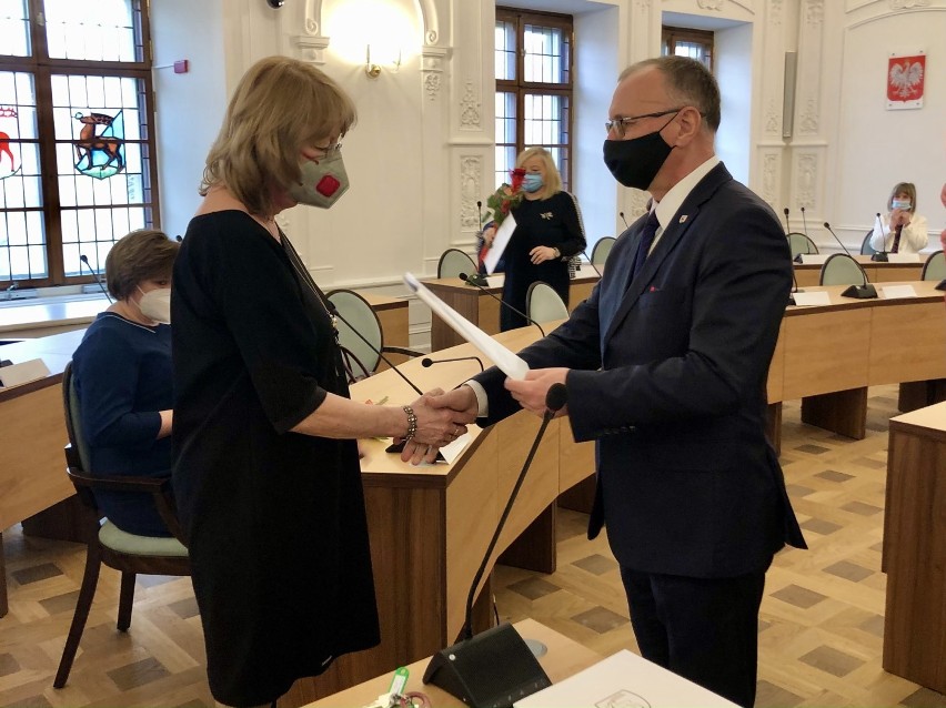 Nowi dyrektorzy szkół w Jeleniej Górze zostali wybrani przez prezydenta miasta
