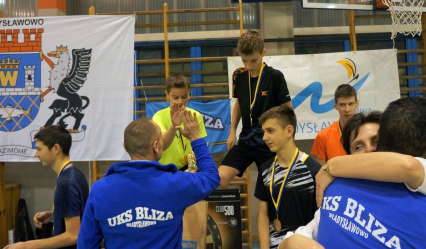 Władysławowo: Rodzinny Turniej Badmintona w grze podwójnej (2019)